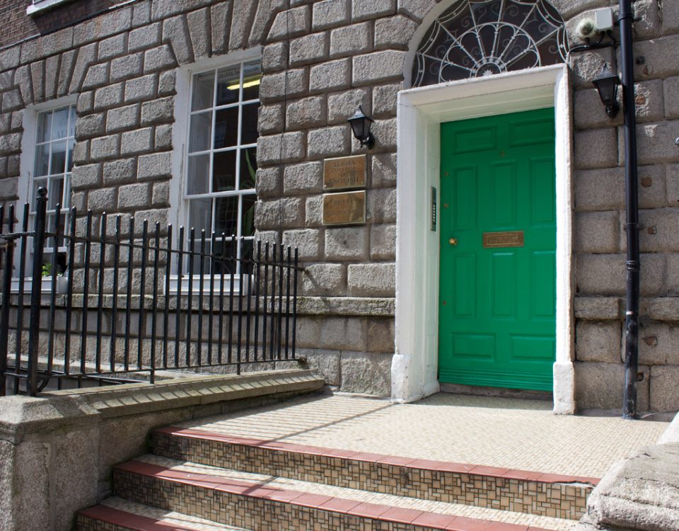alpha college of english.dublin